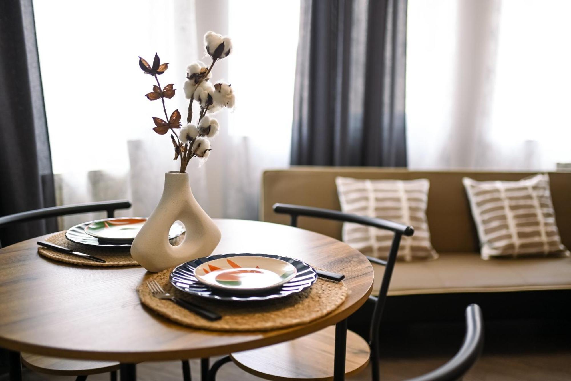 Old Town Charm - Modern & Comfortable Accommodation In The Heart Of The City Bukarest Exterior foto