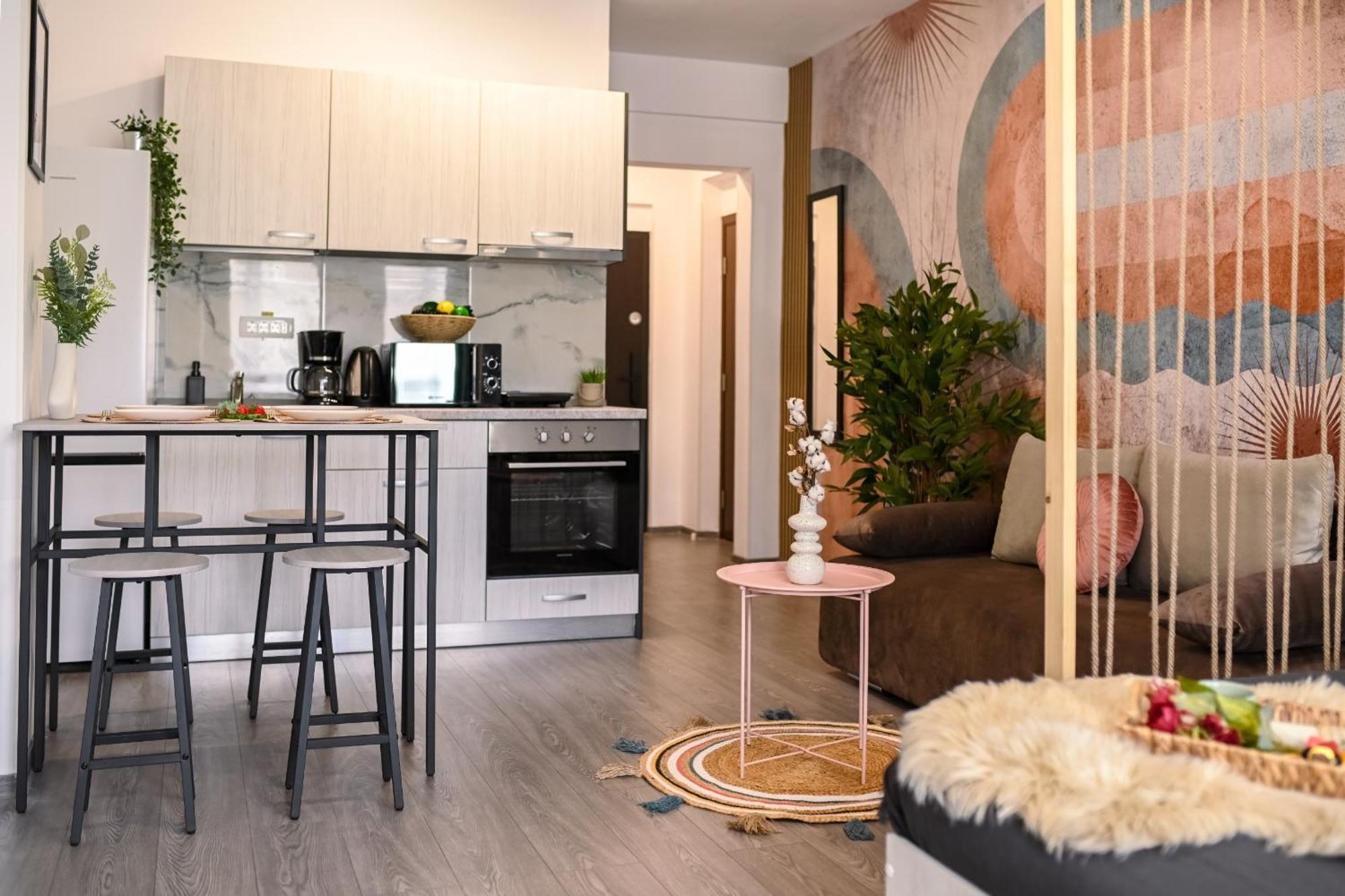 Old Town Charm - Modern & Comfortable Accommodation In The Heart Of The City Bukarest Exterior foto